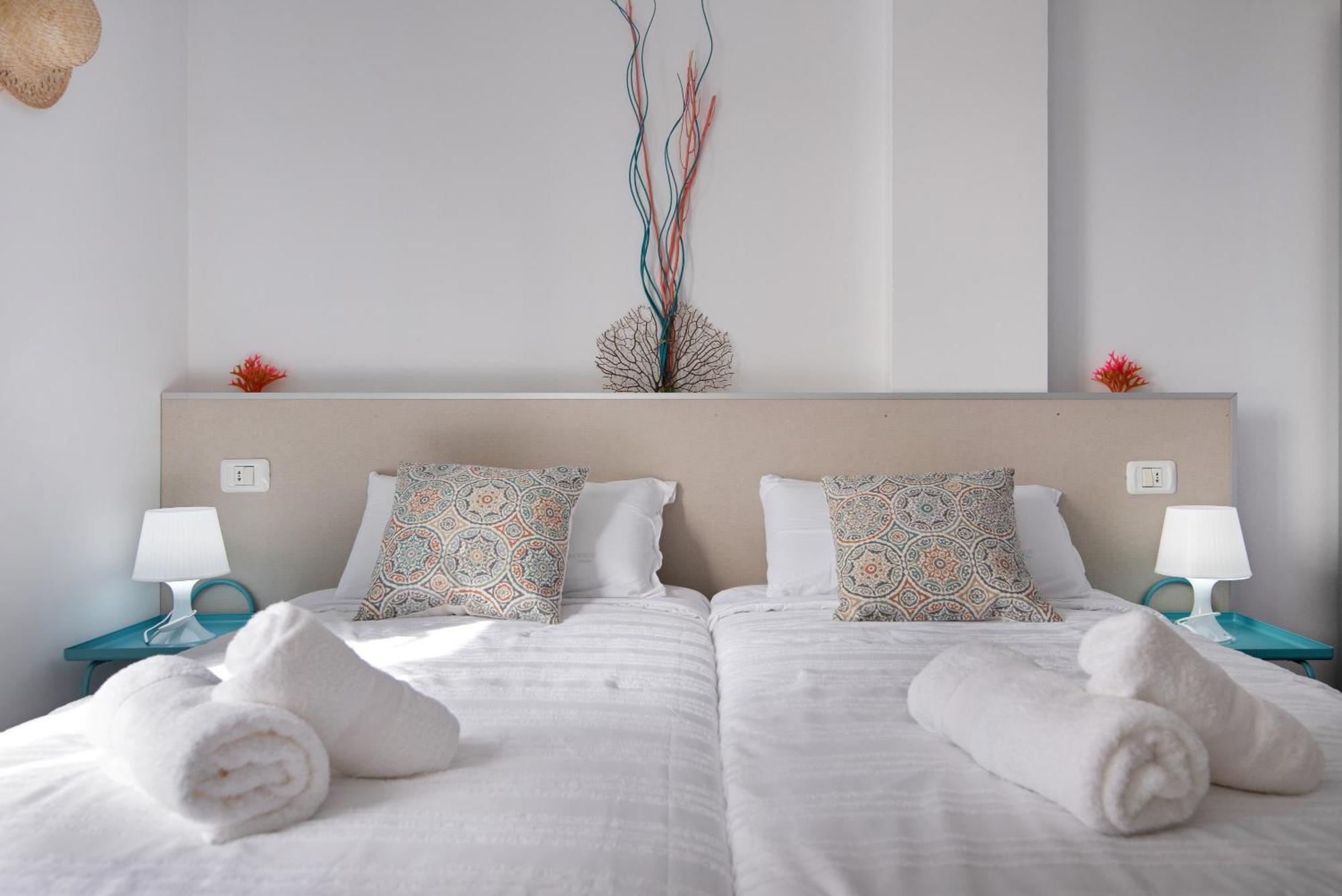 Ferienwohnung Ap Jarea Playa Sardina Exterior foto